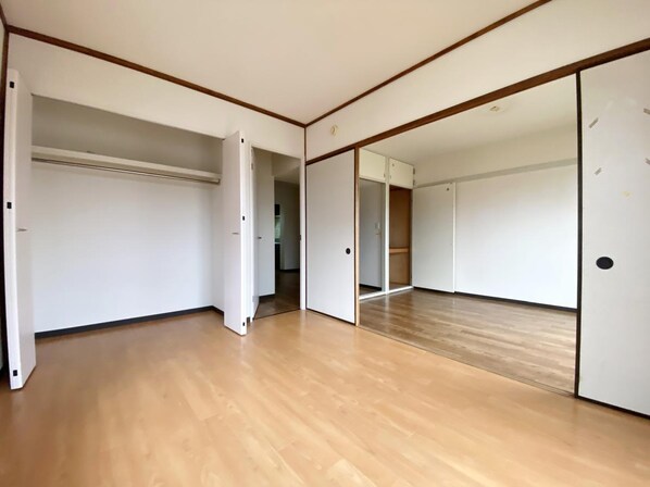 フローラ関富の物件内観写真